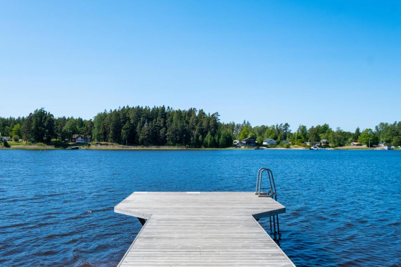 Krongarden Vandrarhem Kristinehamn Bagian luar foto