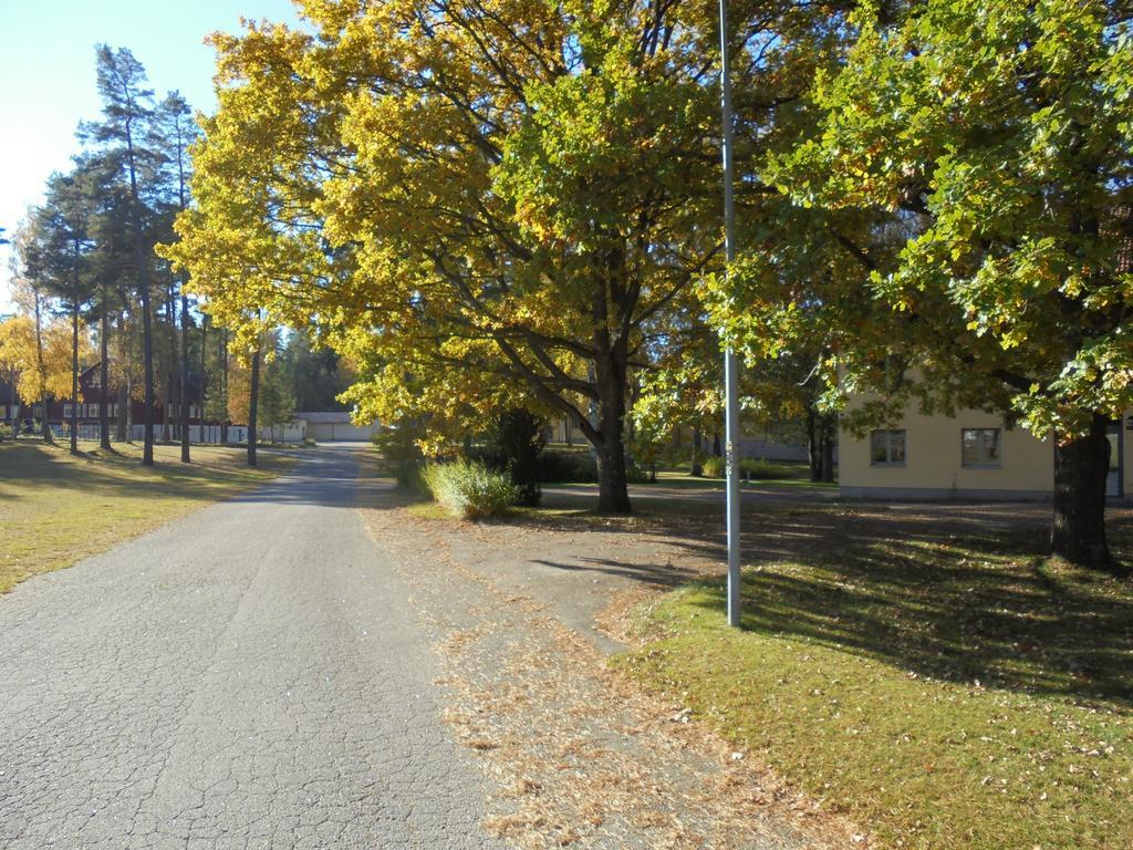 Krongarden Vandrarhem Kristinehamn Bagian luar foto