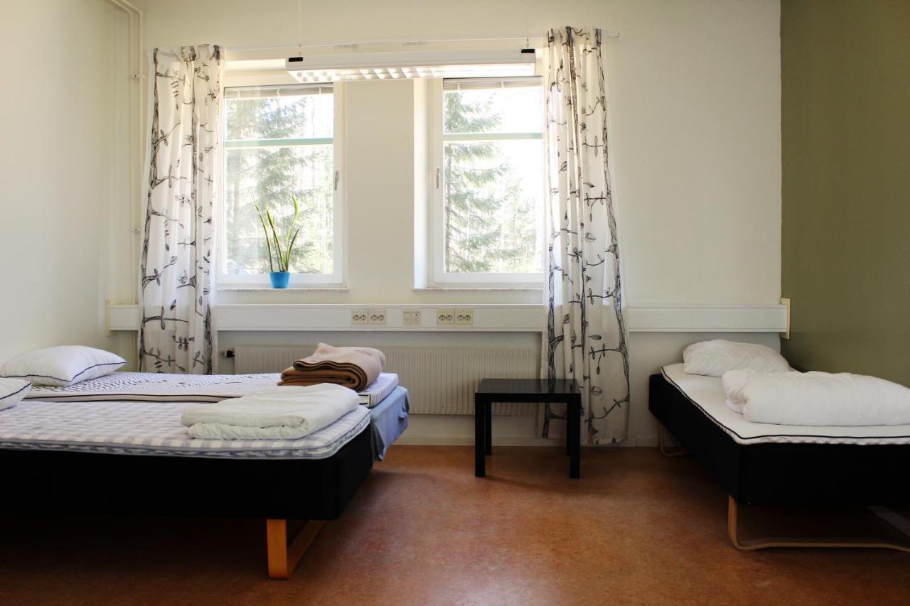 Krongarden Vandrarhem Kristinehamn Bagian luar foto